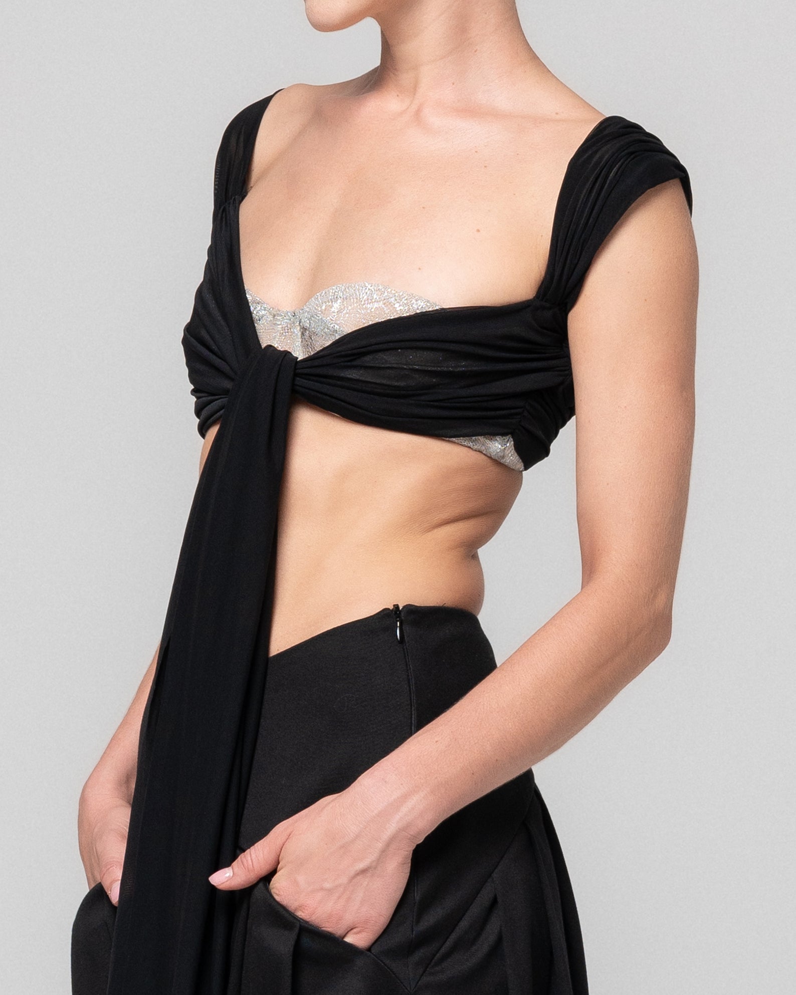 BADDIE BLACK BRALETTE – RONI HELOU