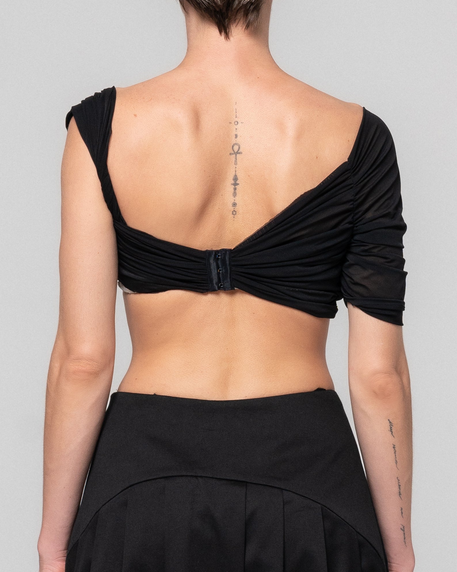 BADDIE BLACK BRALETTE – RONI HELOU
